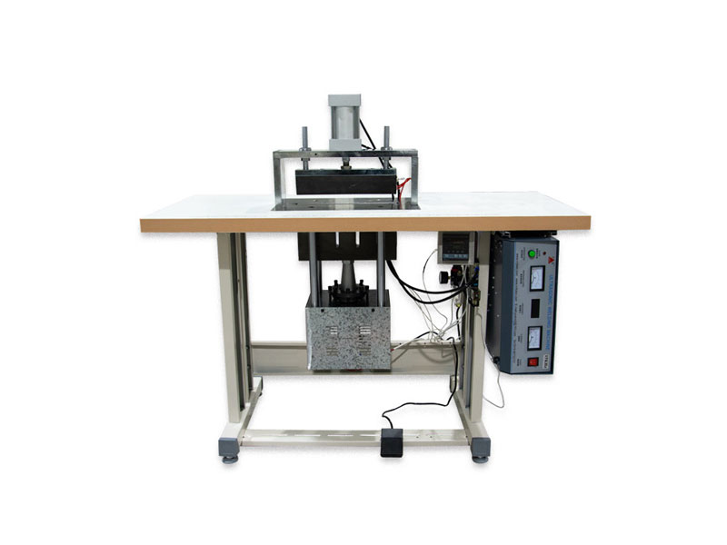超聲波大幅寬點焊機 超聲波大幅寬點焊機